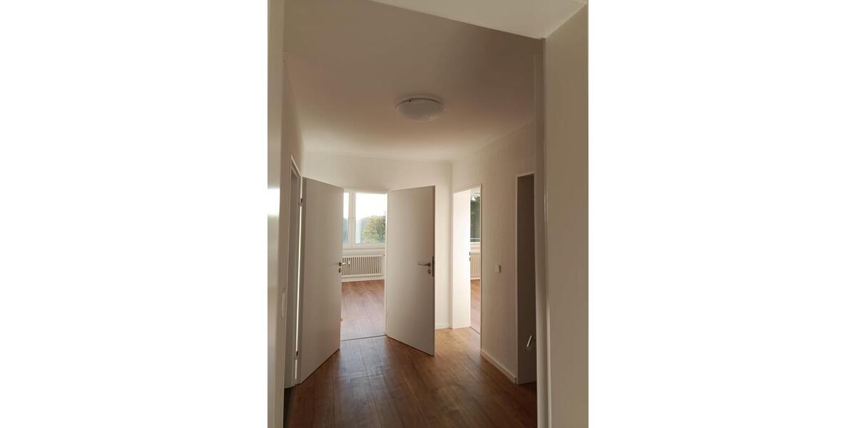 Etagenwohnung Bergneustadt - 2 Zimmer, 62 m&sup2;, 1.040&euro; | Angebot:26358144