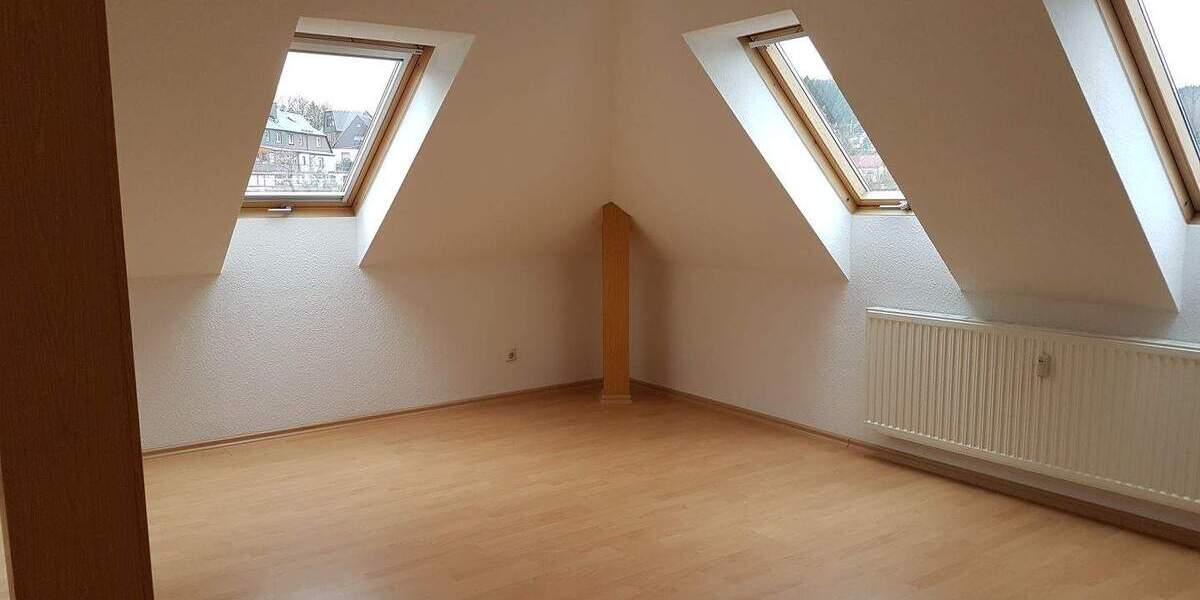 Etagenwohnung Gornsdorf - 2 Zimmer, 60 m&sup2;, 350&euro; | Angebot:23433588