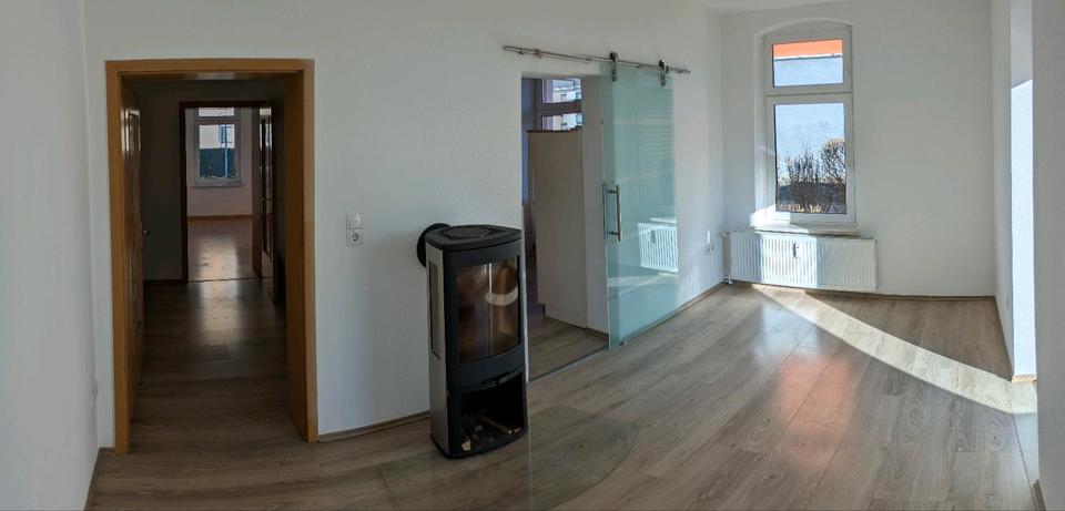 Erdgeschoßwohnung Chemnitz Altchemnitz - 3.5 Zimmer, 94 m&sup2;, 720&euro; | Angebot:26704619