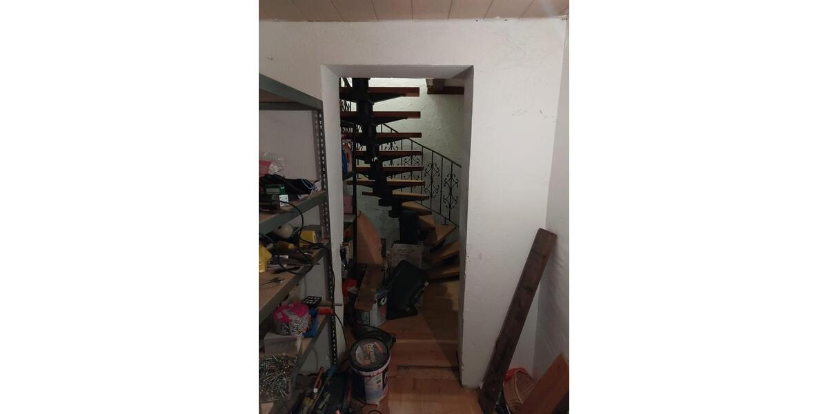 Doppelhaushälfte Olpe - 12 Zimmer, 200 m&sup2;, 950&euro; | Angebot:23580942