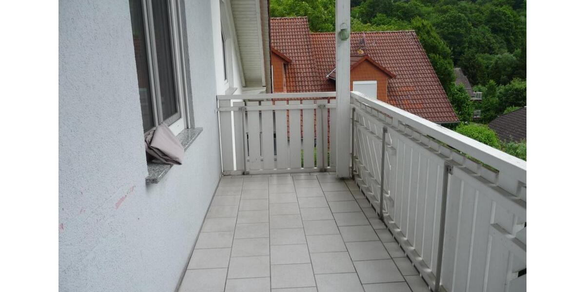 Tolle 3-Zimmer-DG-Wohnung,:Tel.: 0171 8310089 3 zimmer