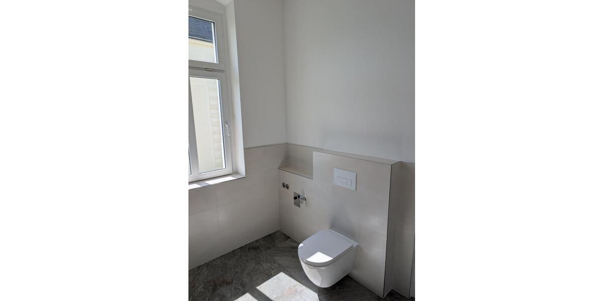 Etagenwohnung Freiberg - 5 Zimmer, 121 m&sup2;, 1.210&euro; | Angebot:26549191