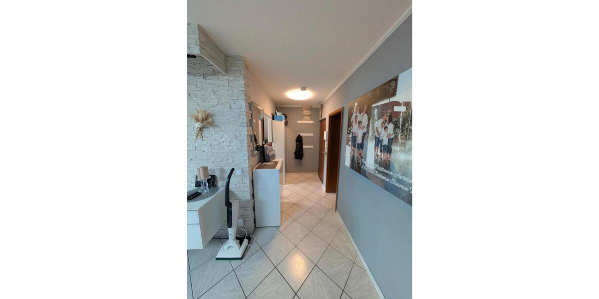 Etagenwohnung Mainz Gonsenheim - 3 Zimmer, 78 m&sup2;, 1.100&euro; | Angebot:26482395