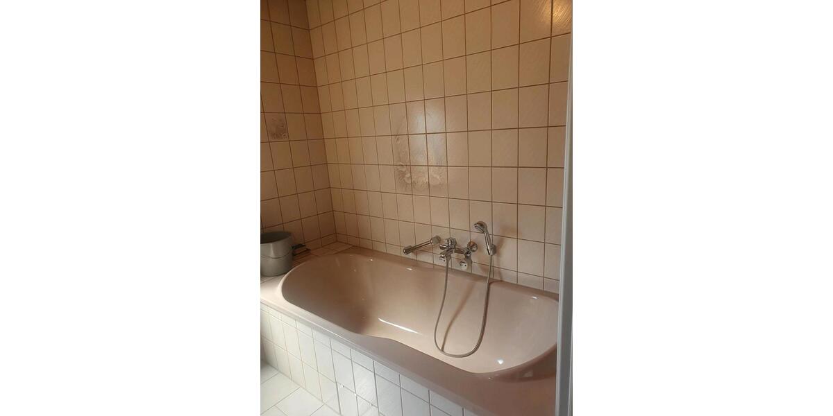 Niddatal Bönstadt 5 Zimmer Küche Bad Terrasse Kellerraum Garage 5 zimmer