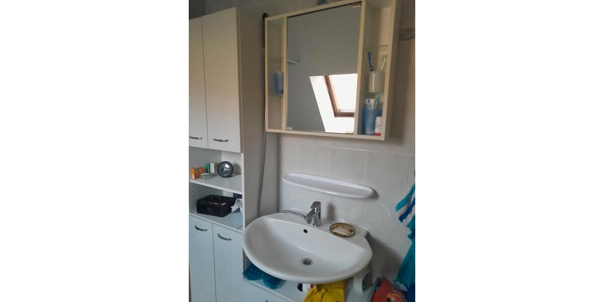Etagenwohnung Dassel - 3 Zimmer, 100 m&sup2;, 450&euro; | Angebot:26507146