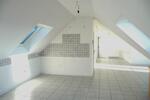 Dachgeschoßwohnung Niederaula - 2.5 Zimmer, 75 m&sup2;, 568&euro; | Angebot:26150179