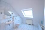 Dachgeschoßwohnung Wiefelstede - 4 Zimmer, 109 m&sup2;, 850&euro; | Angebot:26531315