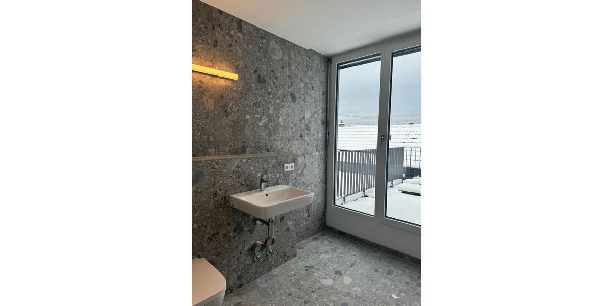 Dachgeschoßwohnung Rheinhausen - 1 Zimmer, 46 m&sup2;, 1.000&euro; | Angebot:25961967