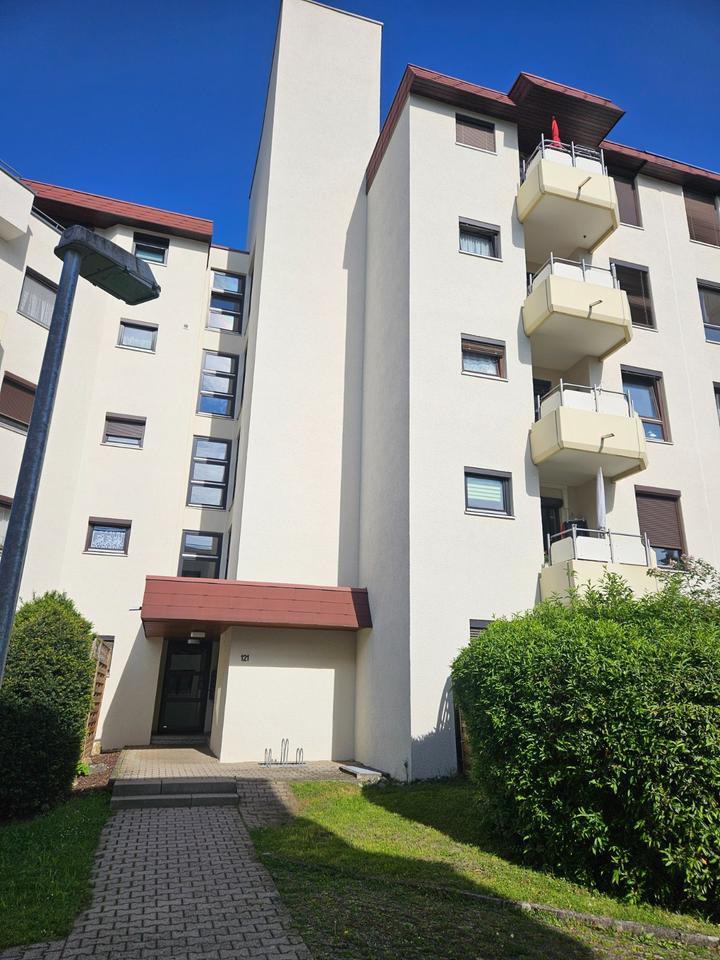1,5 Zimmer Wohnung möbliert !