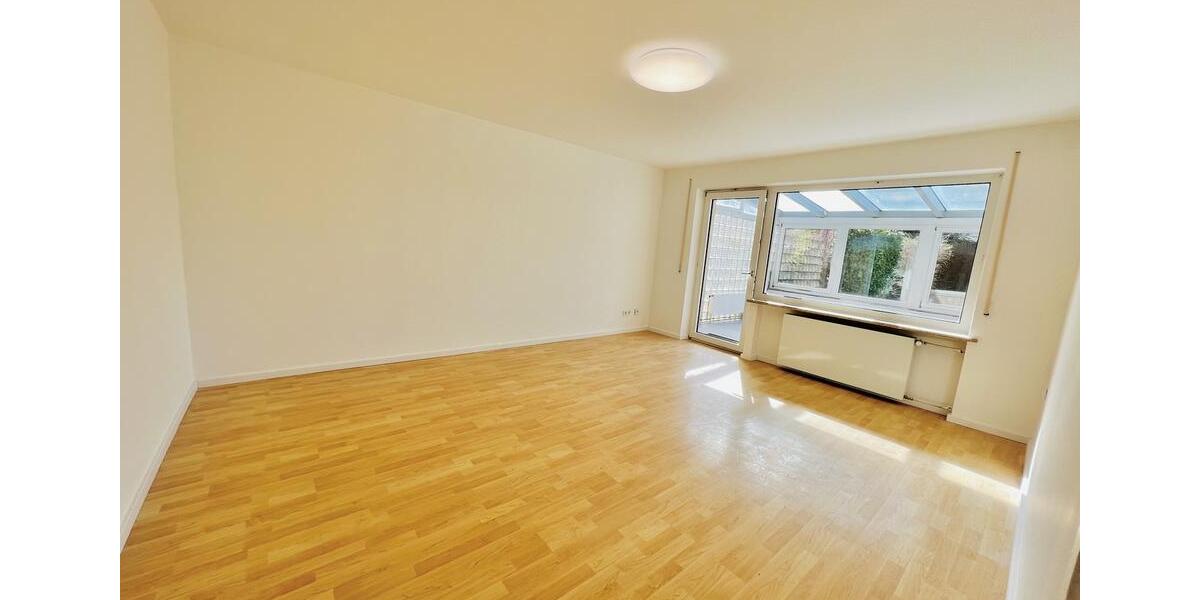 Reihenhaus Kaufbeuren - 7.5 Zimmer, 190 m&sup2;, 2.250&euro; | Angebot:26633125