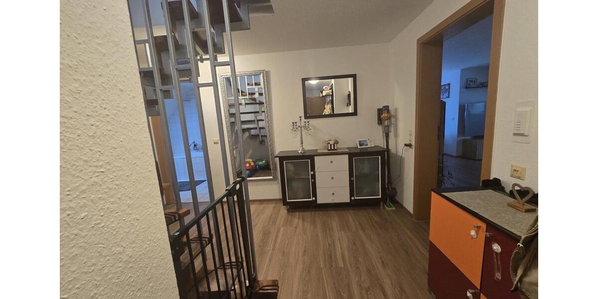 Maisonettenwohnung Meckenbeuren - 4 Zimmer, 91 m&sup2;, 1.490&euro; | Angebot:25088088