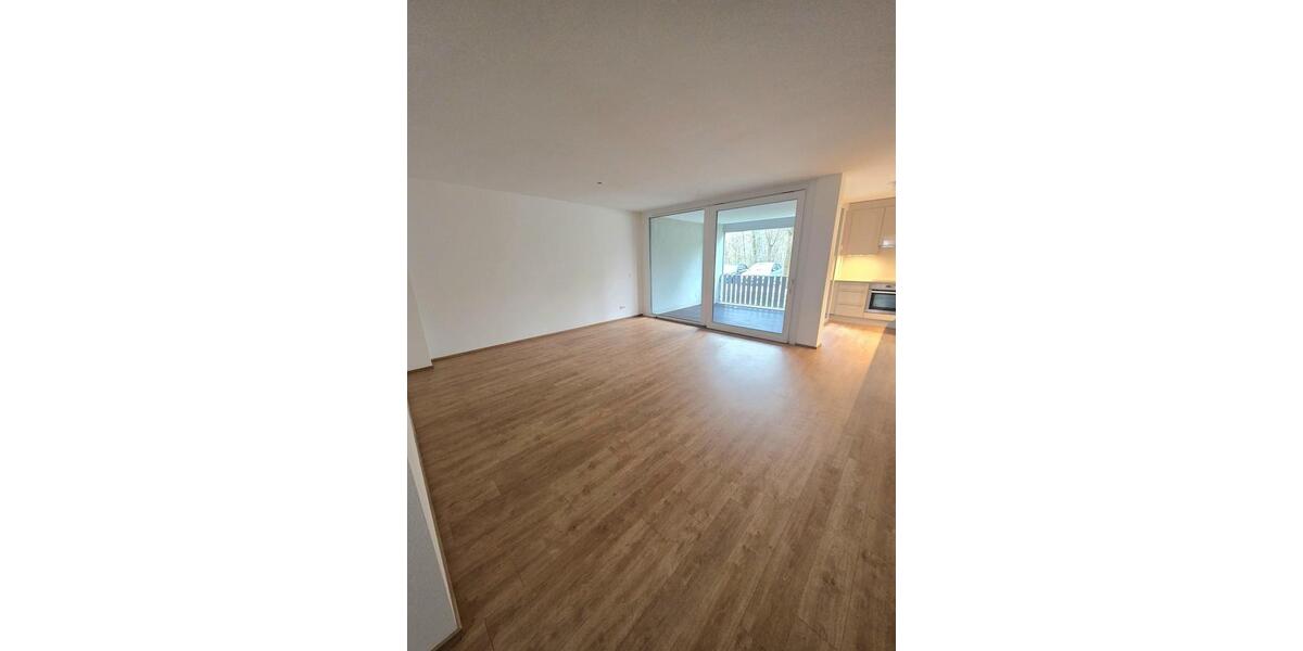 Erdgeschoßwohnung Waldshut-Tiengen Tiengen - 2.5 Zimmer, 69 m&sup2;, 980&euro; | Angebot:25255131