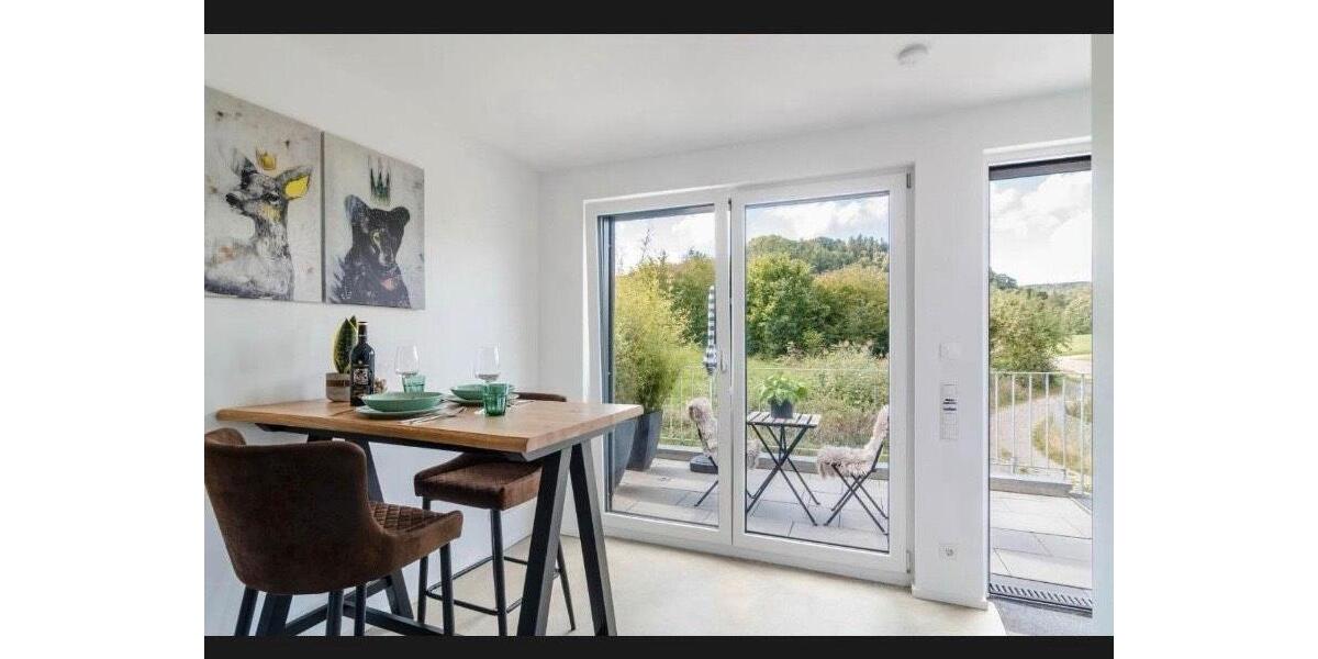 Hochparterre Deggenhausertal - 2 Zimmer, 742&euro; | Angebot:23681340