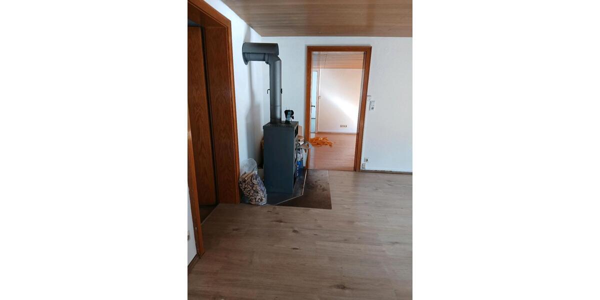Etagenwohnung Gernsbach - 4 Zimmer, 100 m&sup2;, 750&euro; | Angebot:26250433