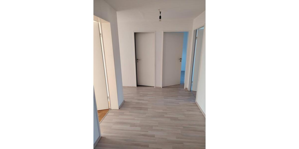Wohnen auf Zeit Stuttgart Sillenbuch - 16 Zimmer, 66 m&sup2;, 520&euro; | Angebot:26607790