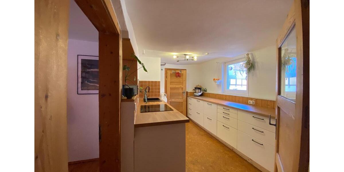 Etagenwohnung Würzburg Dürrbachau - 3 Zimmer, 110 m&sup2;, 1.400&euro; | Angebot:25026431