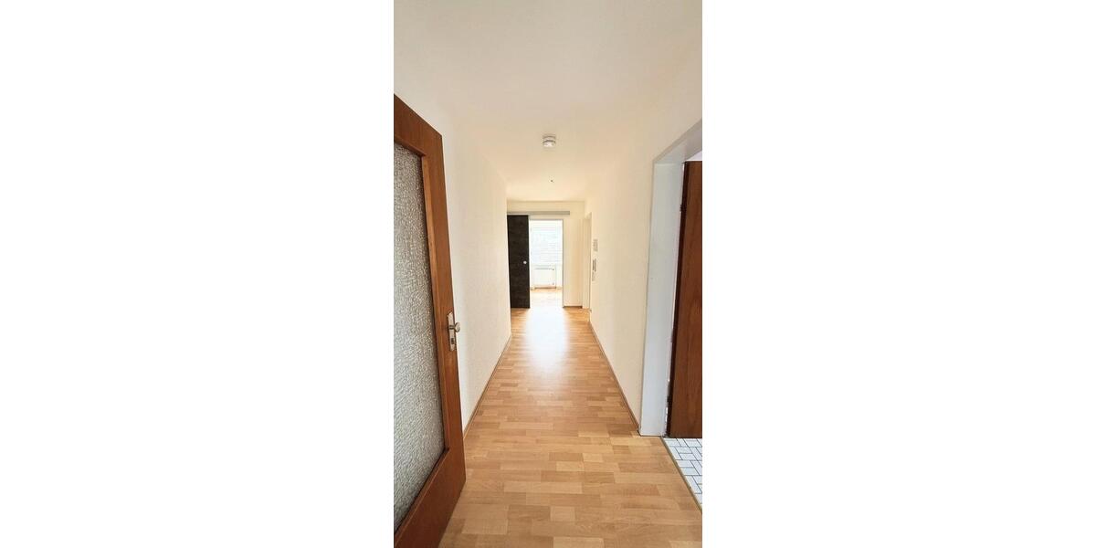 Dachgeschoßwohnung Mühlacker - 2 Zimmer, 54 m&sup2;, 620&euro; | Angebot:26610124