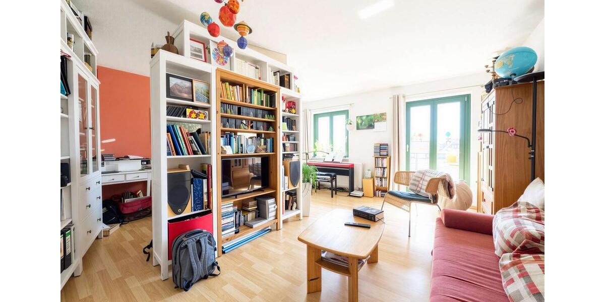 Etagenwohnung Schwerin - 3 Zimmer, 81 m&sup2;, 815&euro; | Angebot:26682664