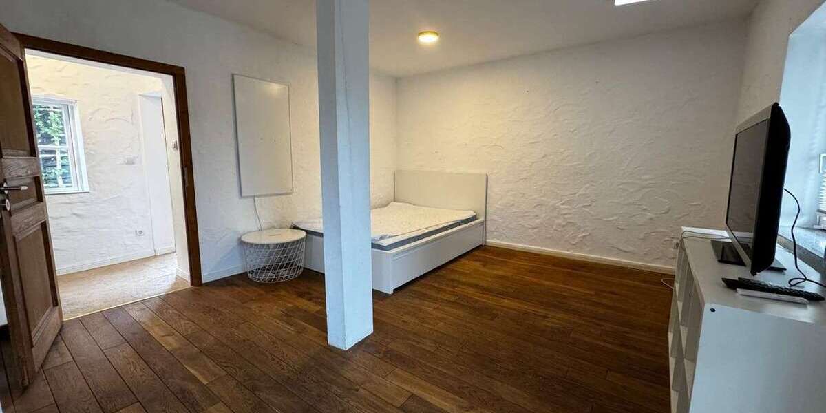 Etagenwohnung Einbeck - 1 Zimmer, 45 m&sup2;, 400&euro; | Angebot:27031756