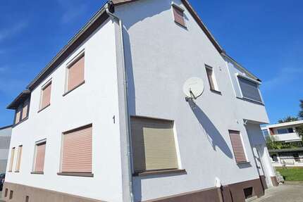 Haus zum Mieten in Karben 1.700 € 179 m² 6 zimmer