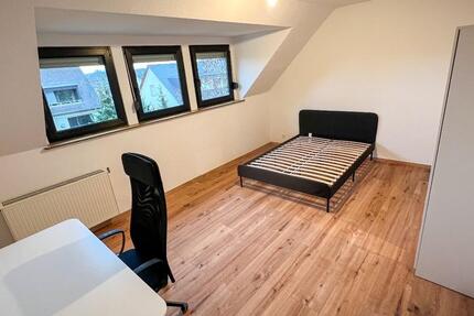 18 qm möbiliertes Zimmer in Koblenz Metternich nähe Uni - 3er WG 1 zimmer