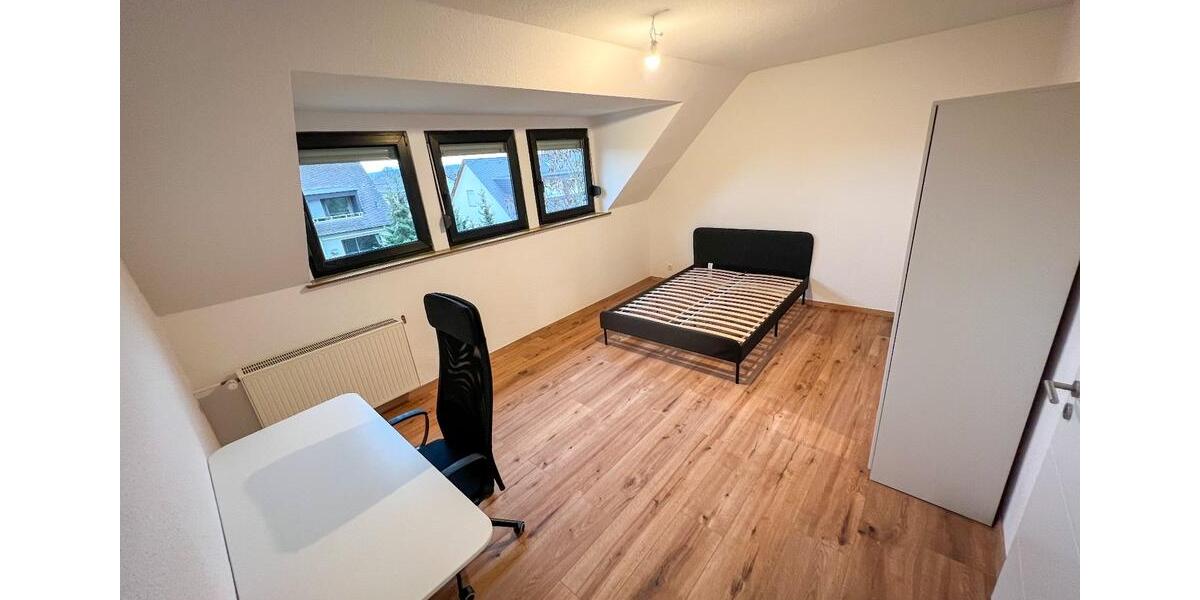 18 qm möbiliertes Zimmer in Koblenz Metternich nähe Uni - 3er WG 1 zimmer