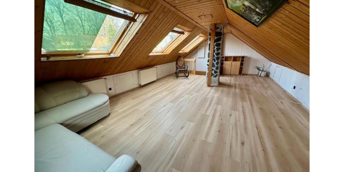 Reihenhaus Schwarzenbach am Wald - 5 Zimmer, 115 m&sup2;, 680&euro; | Angebot:24875081