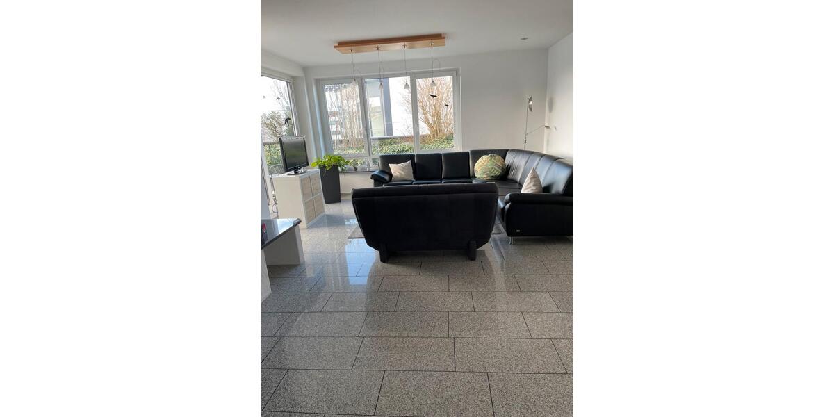 Wohnen auf Zeit Freiberg am Neckar - 1 Zimmer, 24 m&sup2;, 600&euro; | Angebot:26479009