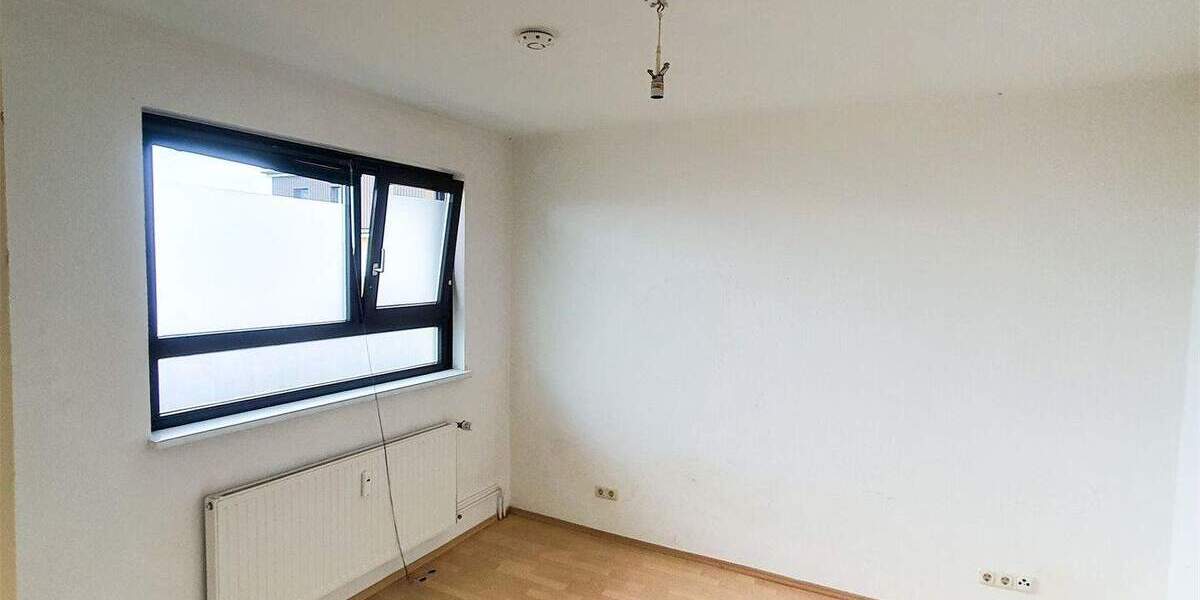 Etagenwohnung Nienburg - 3 Zimmer, 66 m&sup2;, 562&euro; | Angebot:25094200