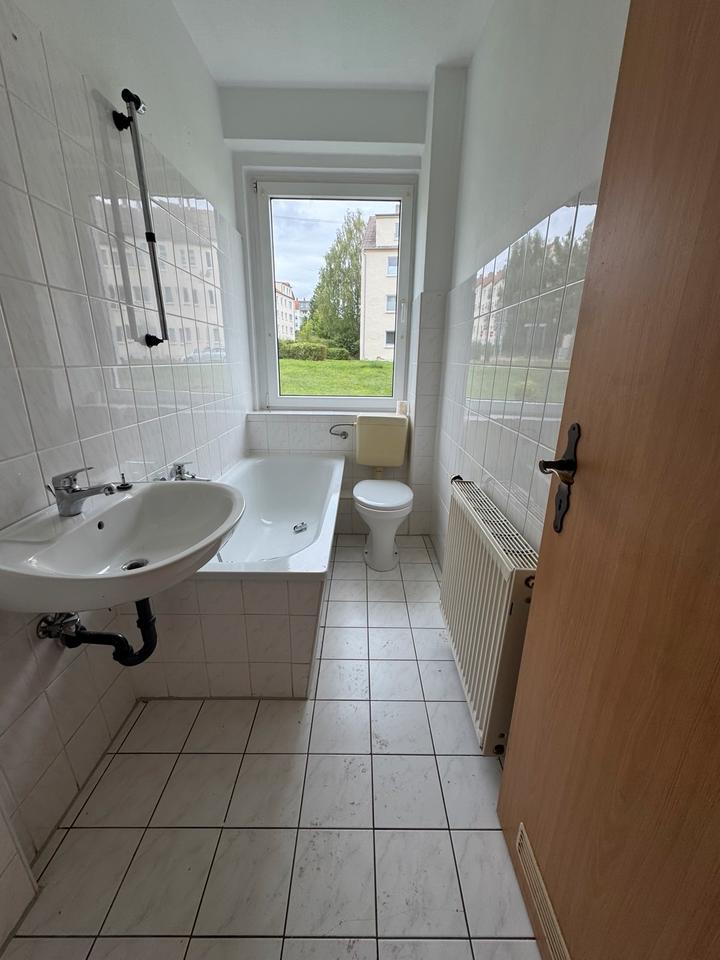 Schöne 3 Raum Wohnung im Erdgeschoss