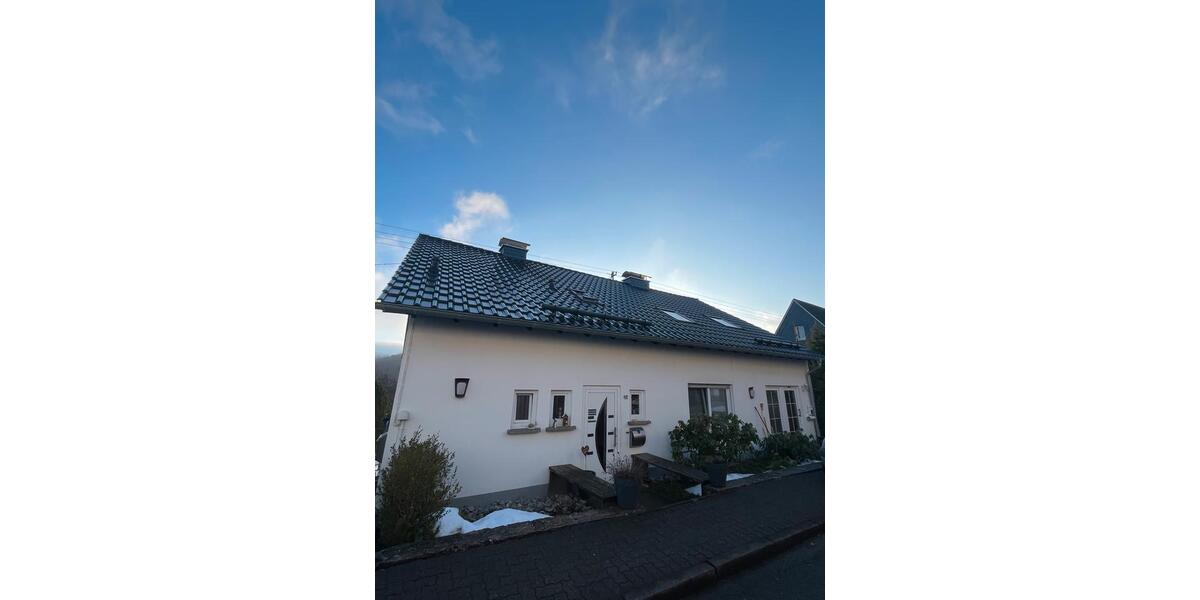 Dachgeschoßwohnung Netphen - 3.5 Zimmer, 88 m&sup2;, 750&euro; | Angebot:26336424