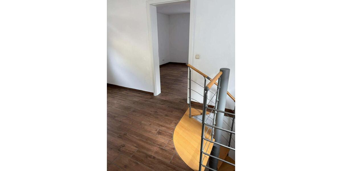 Erdgeschoßwohnung Großheubach - 4 Zimmer, 75 m&sup2;, 750&euro; | Angebot:24803915