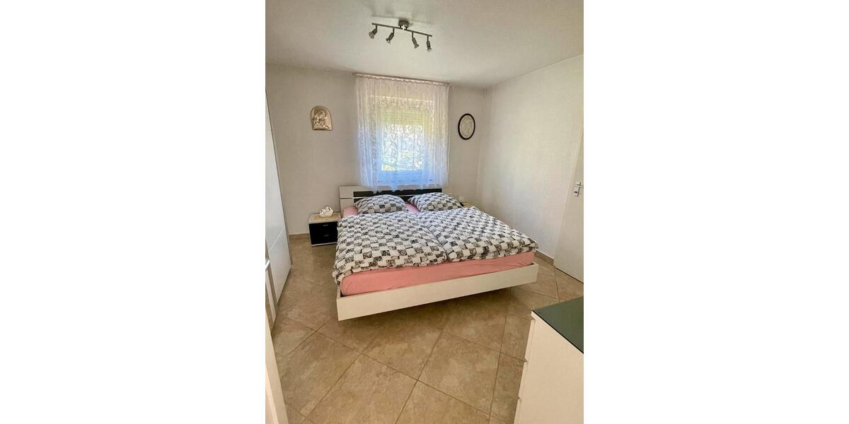 Erdgeschoßwohnung Lorch - 4 Zimmer, 80 m&sup2;, 1.250&euro; | Angebot:26567980