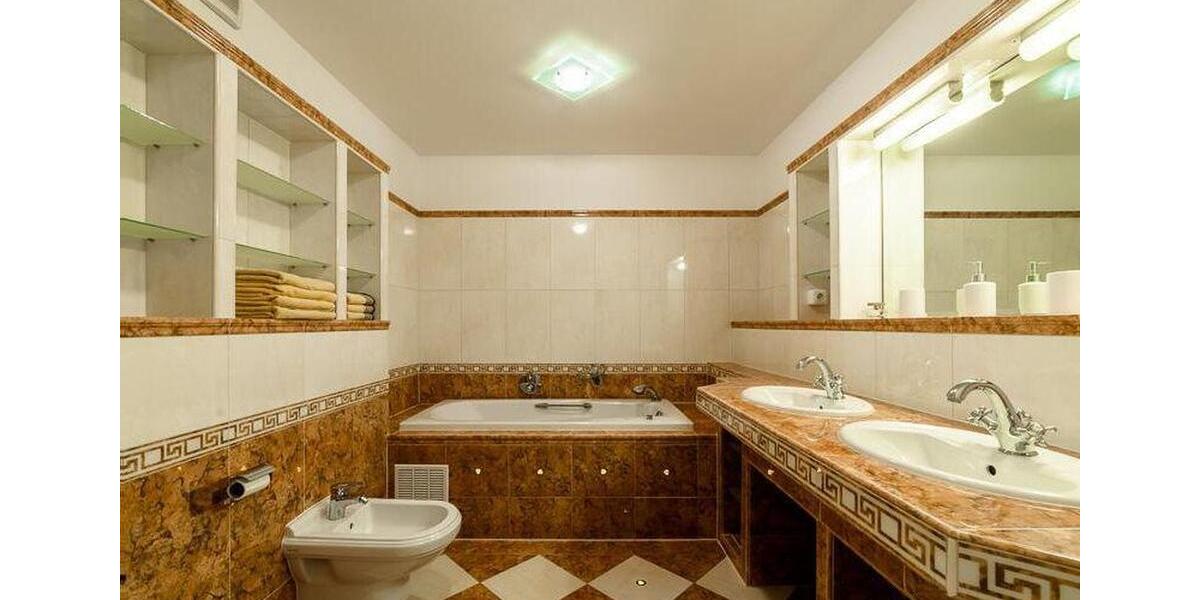 Etagenwohnung Hamburg Altona - 4 Zimmer, 149 m&sup2;, 3.690&euro; | Angebot:26136220