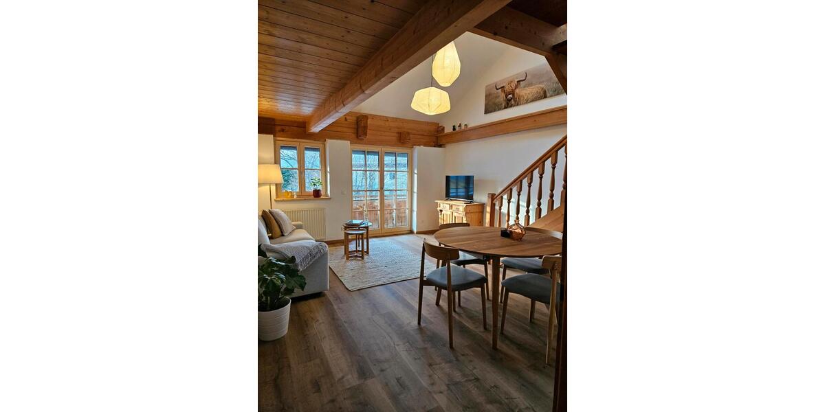 Maisonettenwohnung Tuntenhausen - 3 Zimmer, 76 m&sup2;, 1.500&euro; | Angebot:24848485