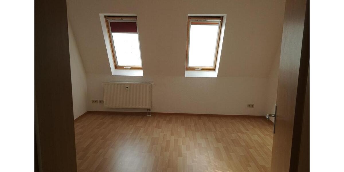 Dachgeschoßwohnung Forst (Lausitz) - 3 Zimmer, 91 m&sup2;, 593&euro; | Angebot:25648205