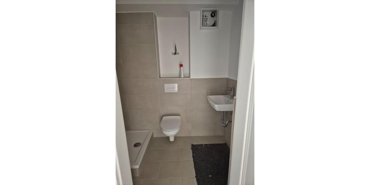 Etagenwohnung Leverkusen Opladen - 1 Zimmer, 33 m&sup2;, 700&euro; | Angebot:25903112