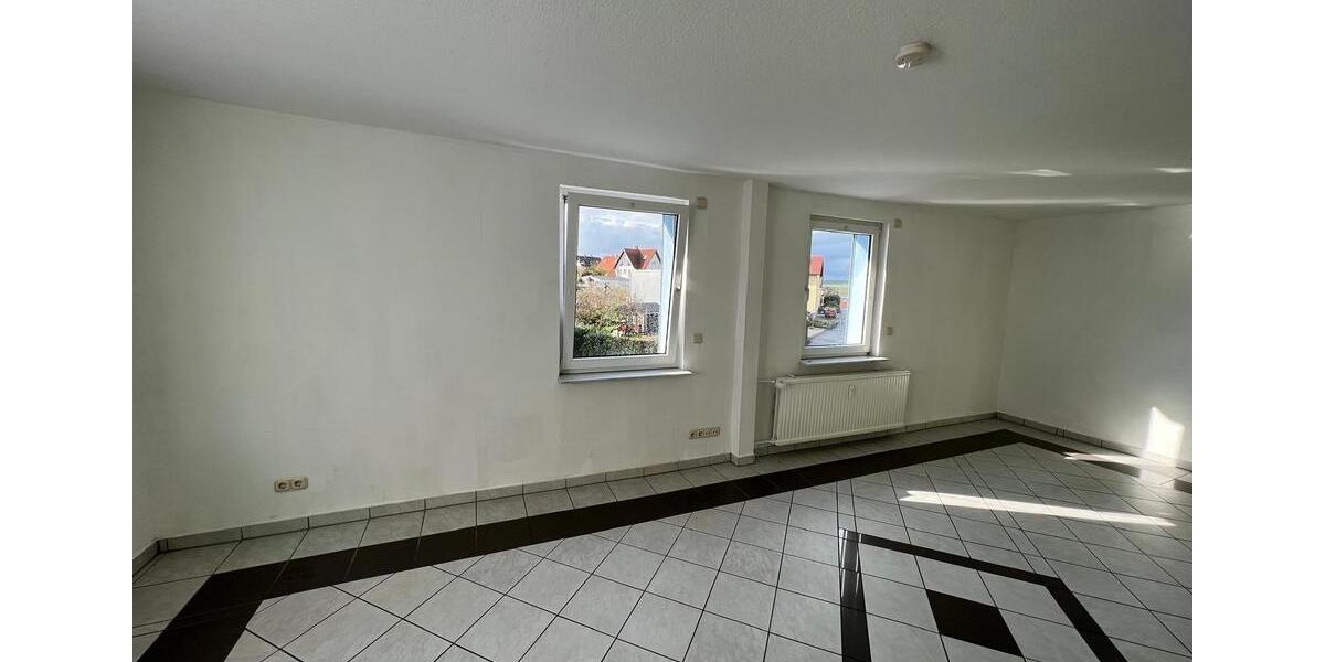 Etagenwohnung Pohlheim - 4 Zimmer, 100 m&sup2;, 920&euro; | Angebot:25127090