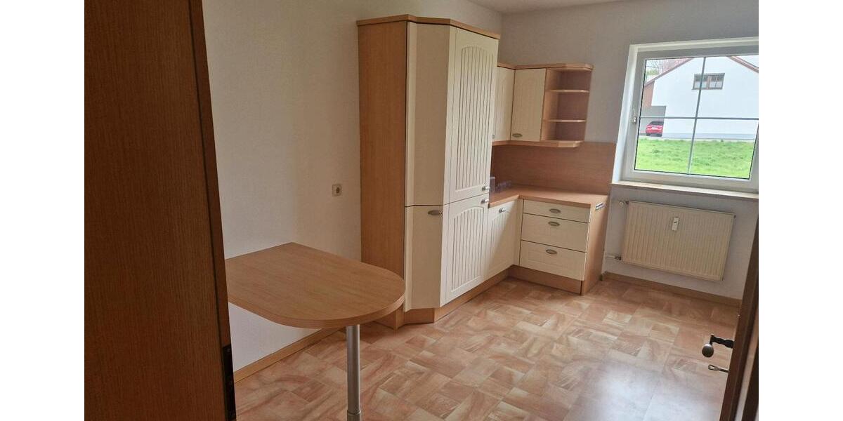 Etagenwohnung Essenbach - 3.5 Zimmer, 88 m&sup2;, 900&euro; | Angebot:26252369