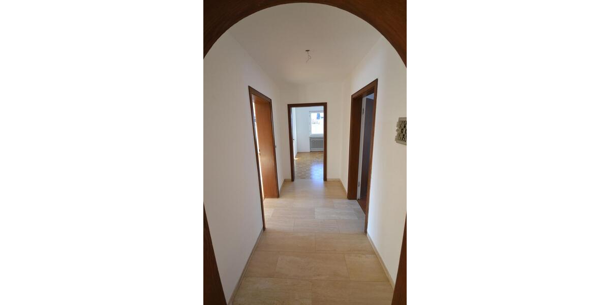 Erdgeschoßwohnung Eichenau - 4 Zimmer, 110 m&sup2;, 1.600&euro; | Angebot:24676685