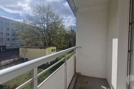 Wohnung Magdeburg Leipziger Straße - 2 Zimmer, 48 m&sup2;, 300&euro; | Angebot:26258200