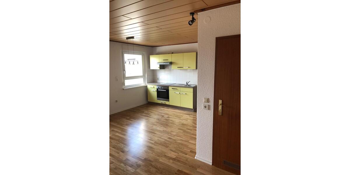 Dachgeschoßwohnung Zehdenick - 2 Zimmer, 42 m&sup2;, 336&euro; | Angebot:25854202