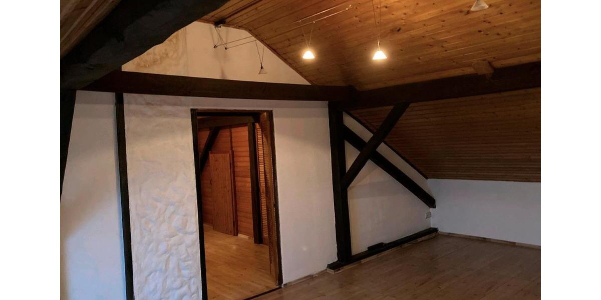 Etagenwohnung Krombach - 4.5 Zimmer, 150 m&sup2;, 700&euro; | Angebot:24338286