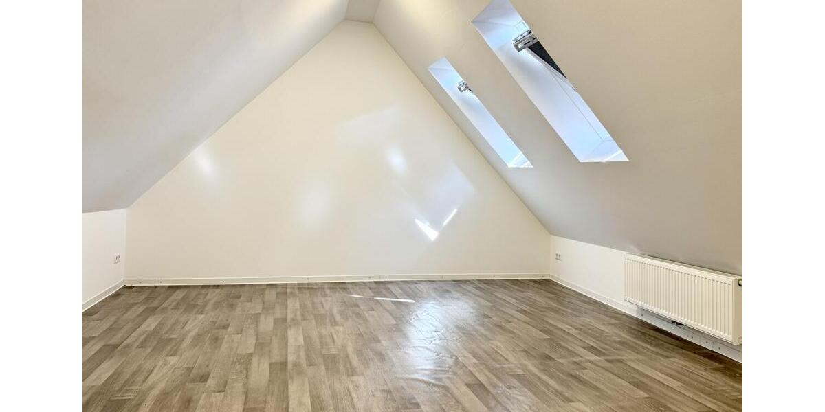Maisonettenwohnung Lingen (Ems) - 5 Zimmer, 130 m&sup2;, 1.290&euro; | Angebot:23847927