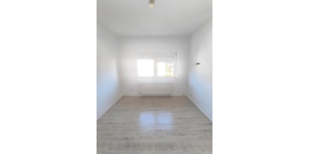 Etagenwohnung Holzminden - 1 Zimmer, 20 m&sup2;, 270&euro; | Angebot:26568261