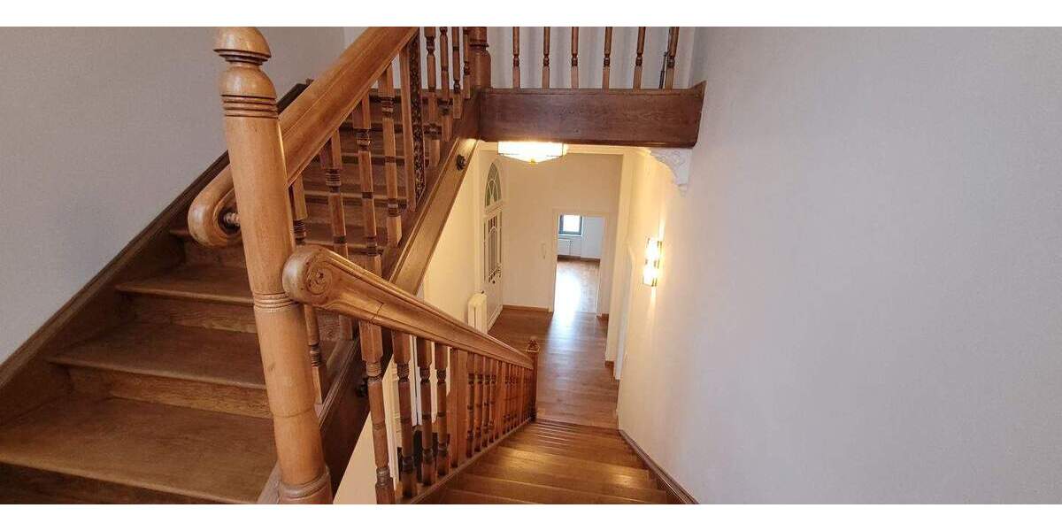 Etagenwohnung Trier Trier-Süd - 3 Zimmer, 145 m&sup2;, 1.880&euro; | Angebot:23852630