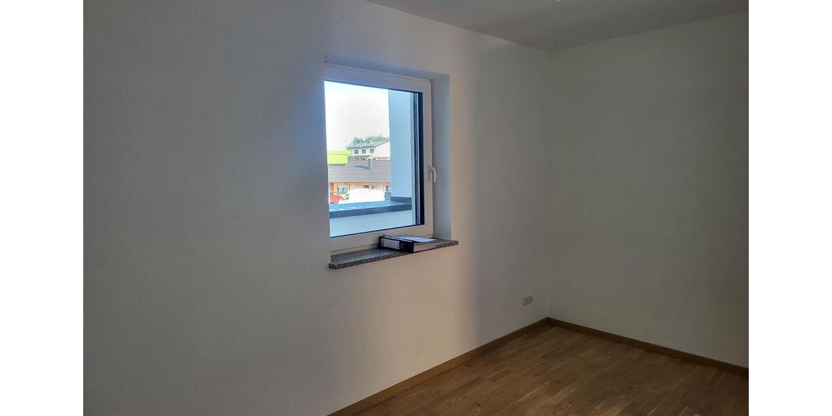Etagenwohnung Triftern - 3 Zimmer, 80 m&sup2;, 880&euro; | Angebot:24838275