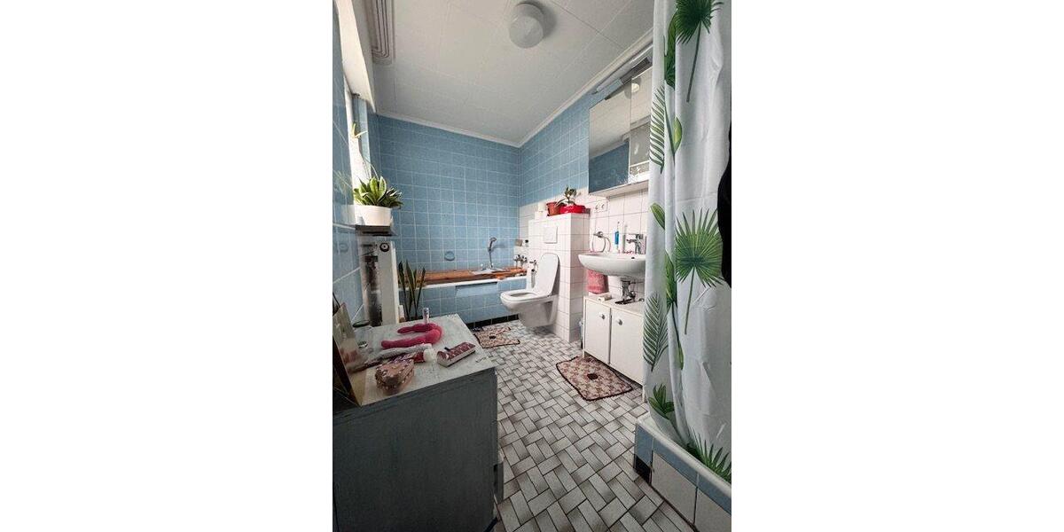 Etagenwohnung Allendorf (Lumda) - 7 Zimmer, 185 m&sup2;, 1.300&euro; | Angebot:26096694