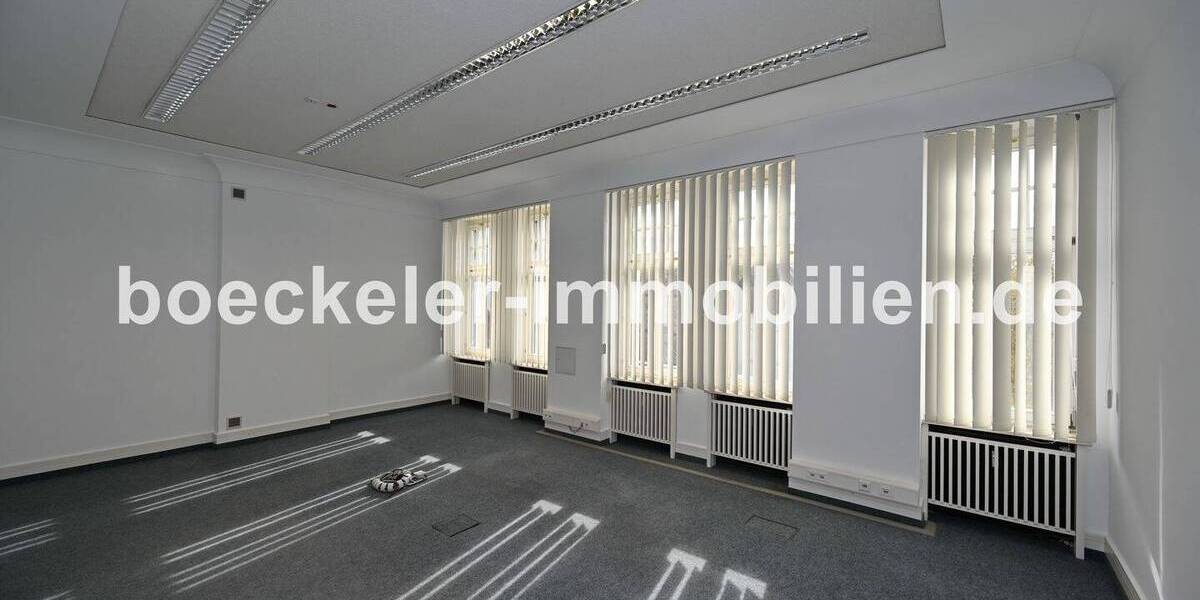 Gewerbeobjekt Weißenfels Markwerben - 8 Zimmer, 325 m&sup2;, 1.950&euro; | Angebot:26230404