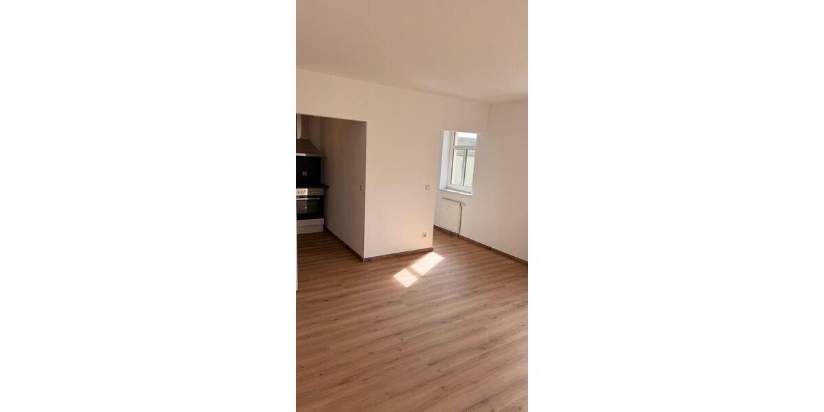 Etagenwohnung Tanna - 1 Zimmer, 33 m&sup2;, 305&euro; | Angebot:25807876